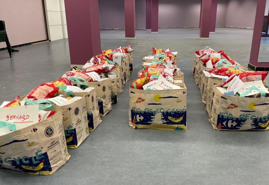 Voedselpakketten samengesteld door Rotary Geraardsbergen